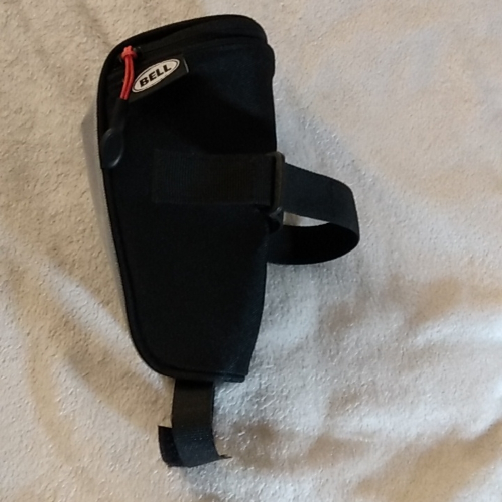 BELL BIKE STORAGE HOLDER FOR RIDING - Picture 5 of 5